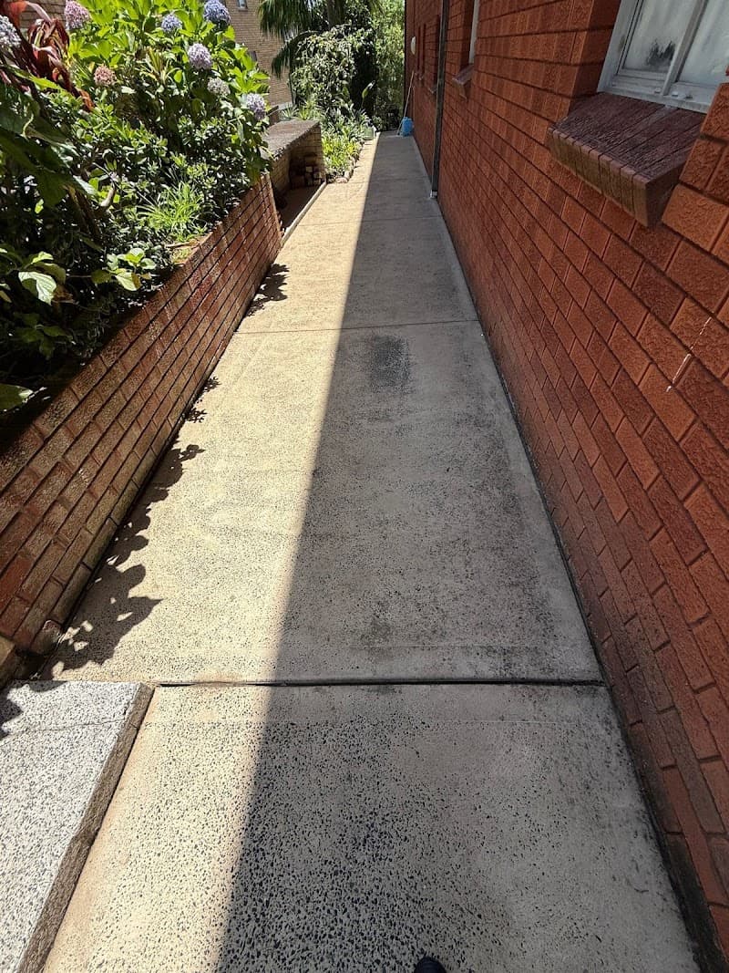 Jet Mate Pressure Cleaning Services pressure washing work in Freshwater