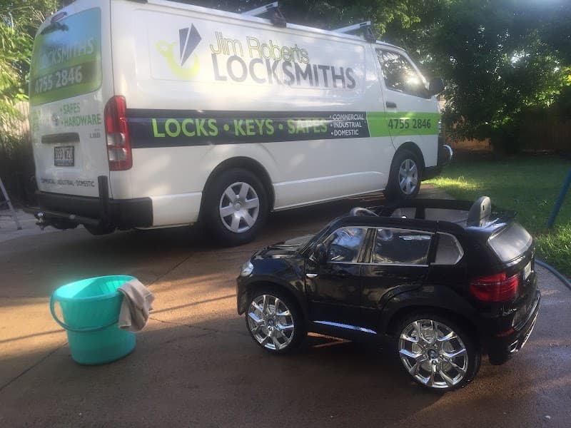 Jim Roberts Locksmiths locksmith work in Garbutt