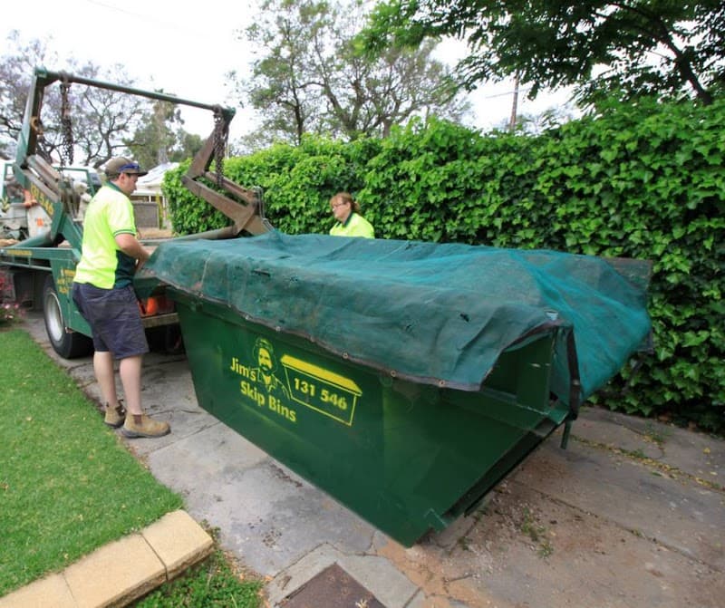 Jim's Skip Bins (Robina) rubbish removal work in Robina
