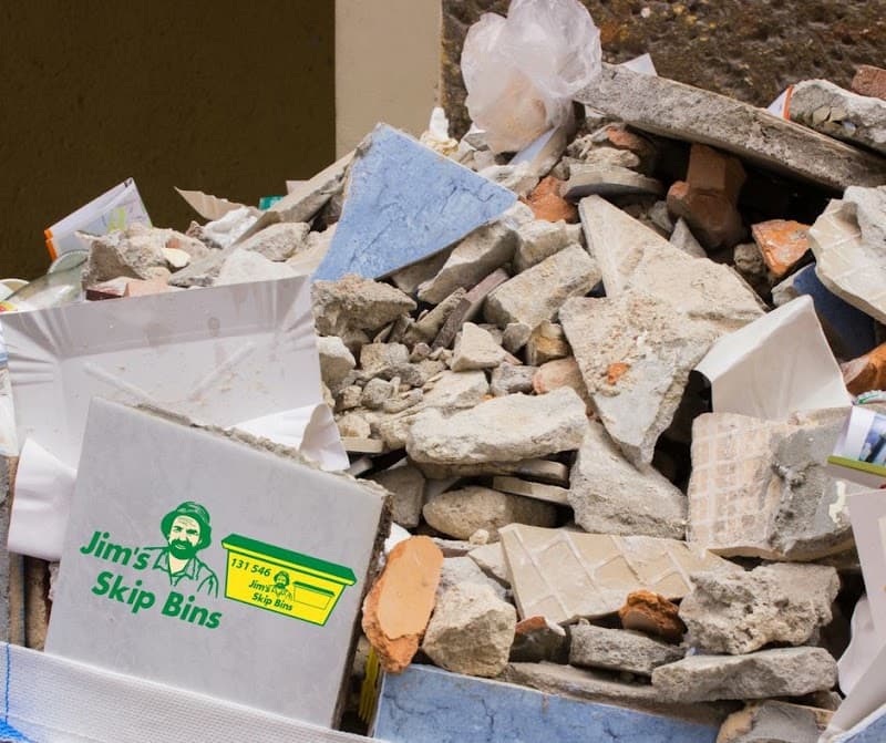 Jim's Skip Bins (Robina) rubbish removal work in Robina
