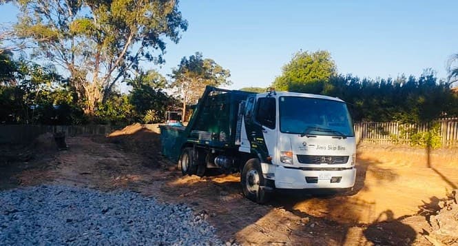 Jim's Skip Bins (Robina) rubbish removal work in Robina