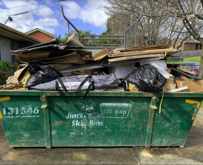 Jim's Skip Bins (Toowoomba) rubbish removal work in Harlaxton