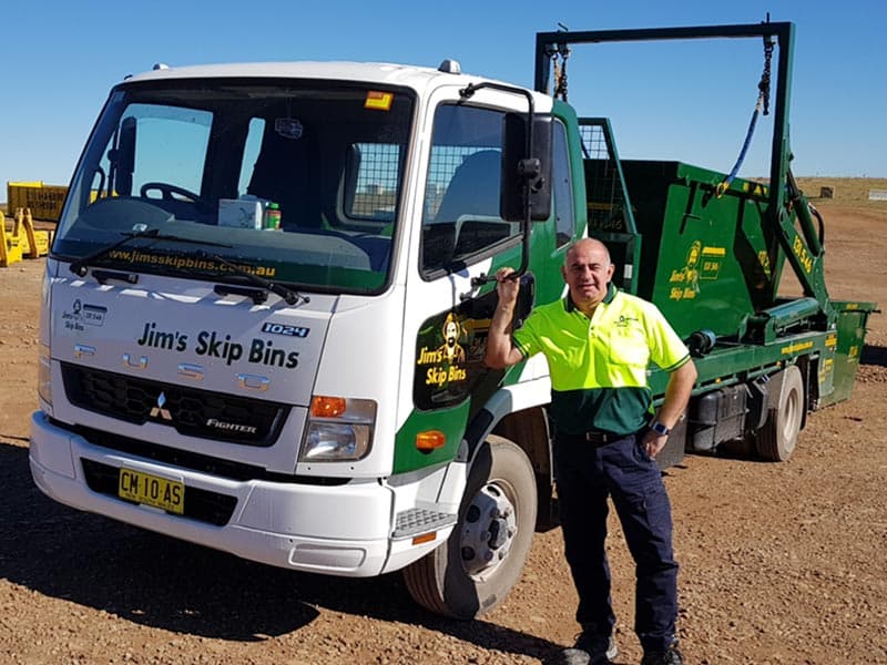 Jim's Skip Bins (Toowoomba) rubbish removal work in Harlaxton
