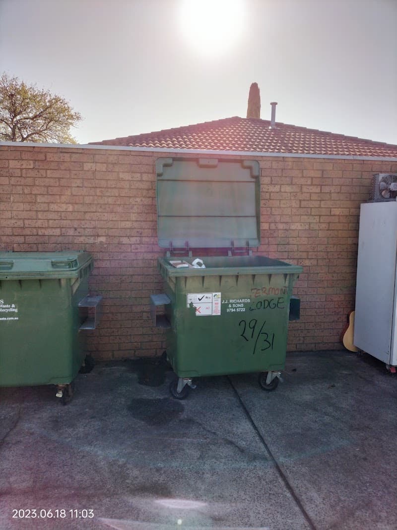 JJ Richards & Sons - Dandenong rubbish removal work in Dandenong South