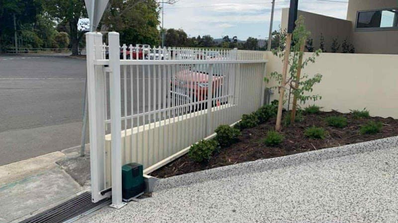 JNS Fencing Hobart fencing work in Oakdowns