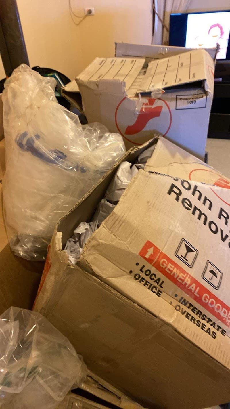 John Ryan Removals removalist work in Dandenong South