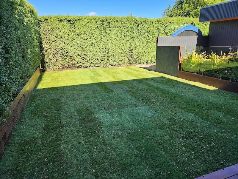 Johnny's Gardening and Mowing lawn care work in Ballarat North