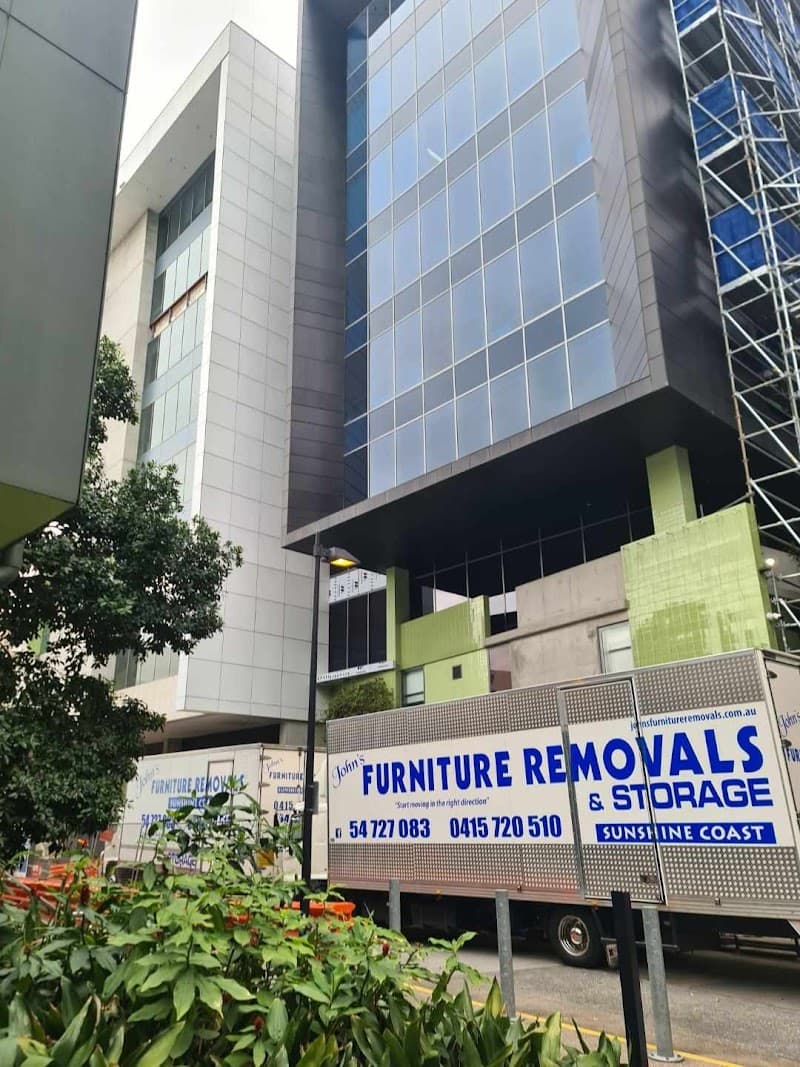 John's Furniture Removals removalist work in Yandina