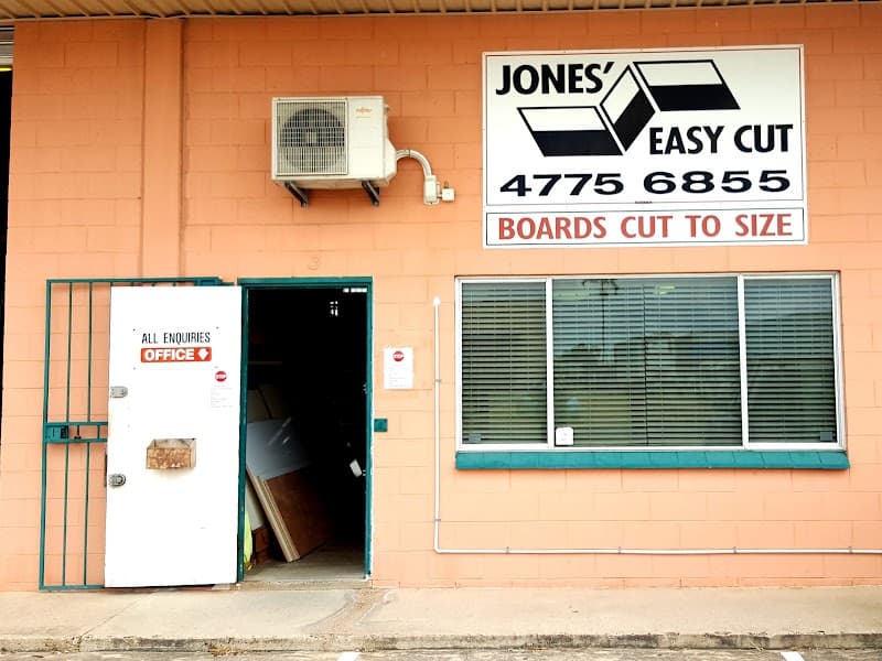 Jones Easy Cut carpentry work in Currajong