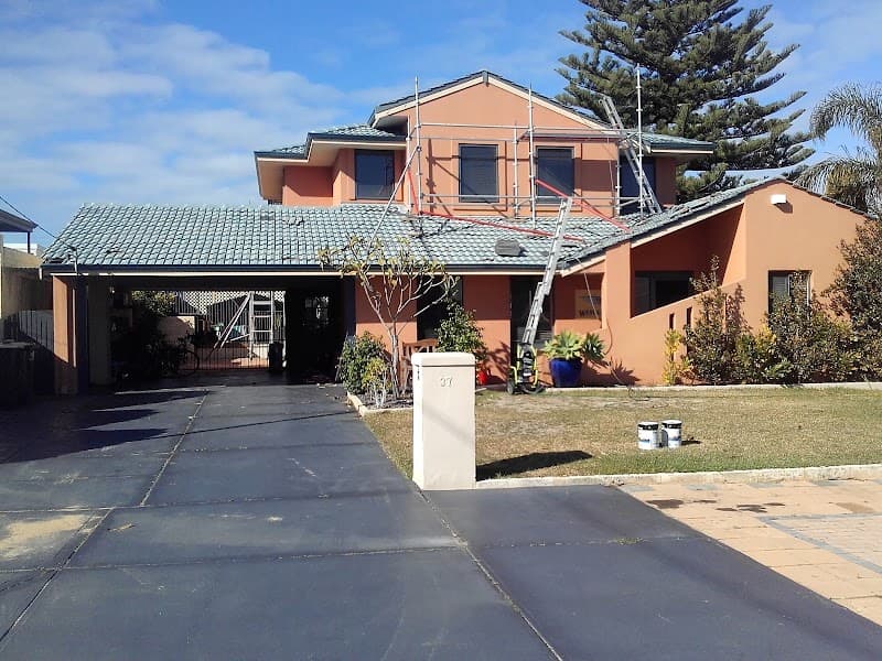 Joondalup roof Restorer roofing work in Heathridge