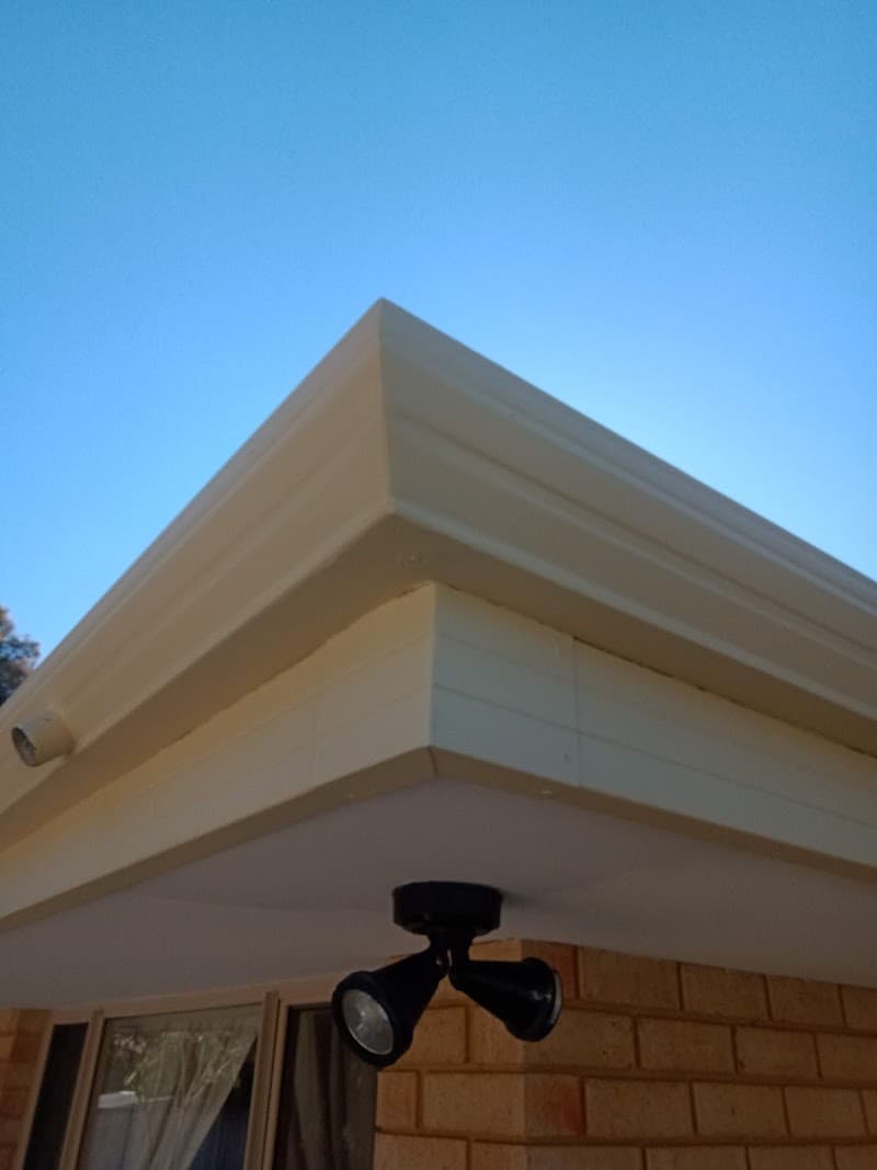 Joondalup roof Restorer roofing work in Heathridge