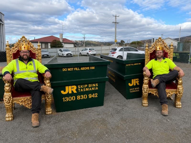 JR Skip Bins Tasmania rubbish removal work in Glenorchy
