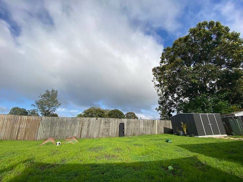 JRC Fencing fencing work in Broadbeach Waters