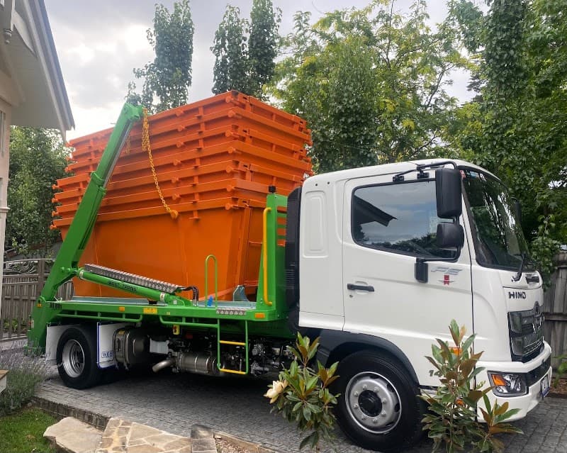 Just Chuck It - Skip Bins Blue Mountains rubbish removal work in Springwood