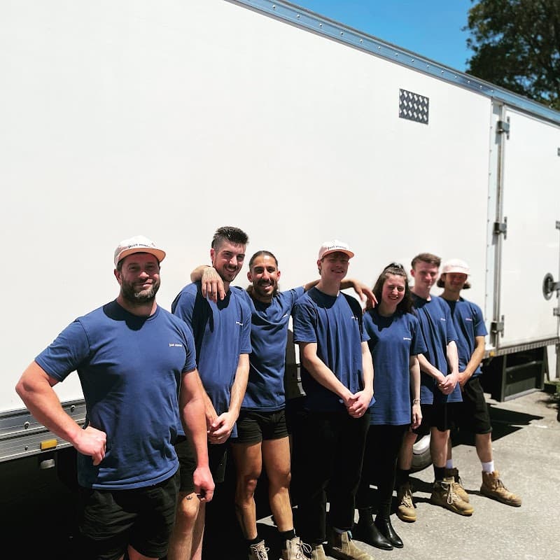Just Moved Group removalist work in Manifold Heights