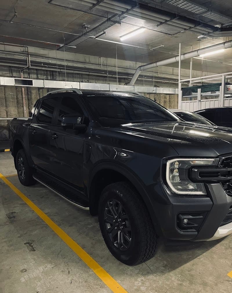 JUSTINT WINDOW TINTING GOLD COAST window tinting work in Burleigh Heads
