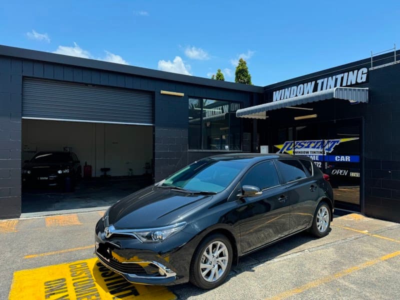 JUSTINT WINDOW TINTING GOLD COAST window tinting work in Burleigh Heads