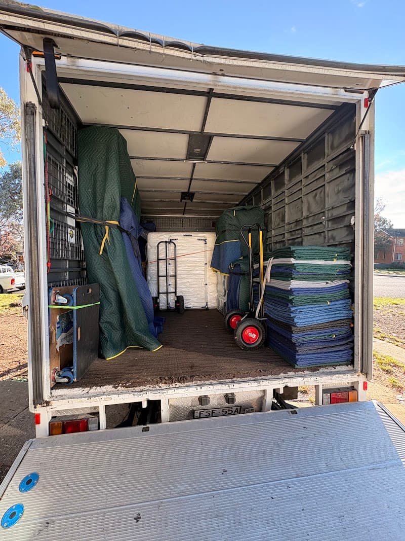 JWS Removals removalist work in Dickson