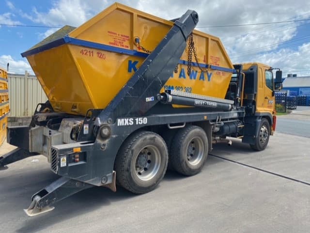 Kartaway: Skip Bin Hire Gold Coast rubbish removal work in Carrara