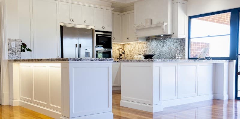 KCM Cabinets & Stone Benchtops carpentry work in Glen Iris