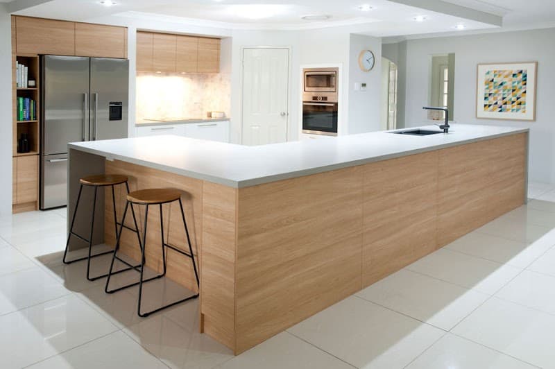 KCM Cabinets & Stone Benchtops carpentry work in Glen Iris
