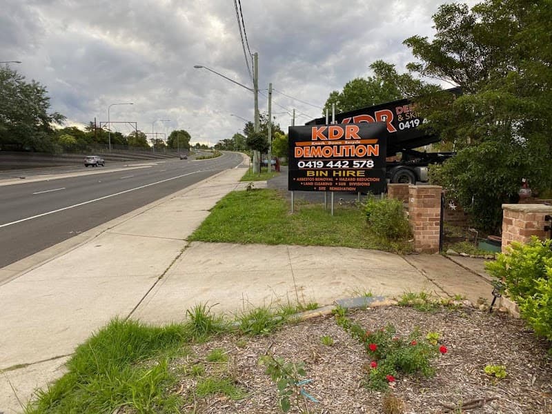 KDR Skip Bins & Waste Management Blue Mountains rubbish removal work in Woodford