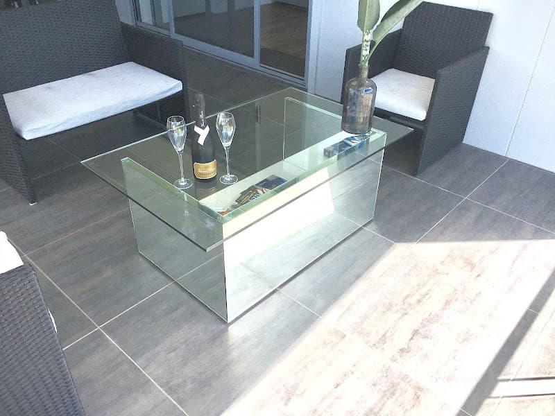 Keilers Glass Worx - Windscreens & Domestic Glazing Service glass & glazier work in Bundaberg Central