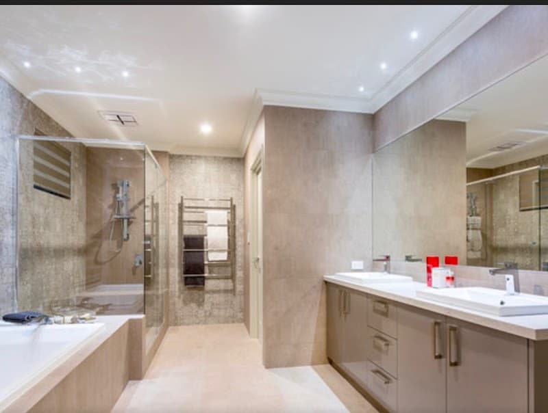 Kh Tiling and Painting Services handyman work in Doveton