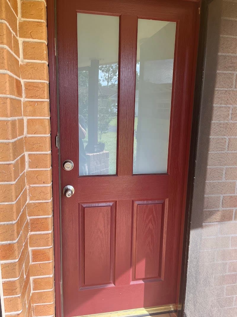 King Glass and Screens glass & glazier work in Port Macquarie