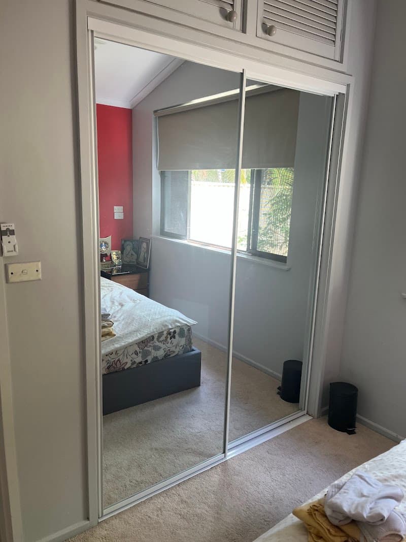 King Glass and Screens glass & glazier work in Port Macquarie