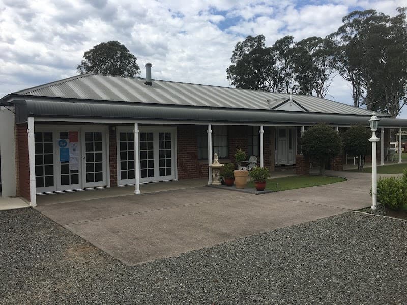 Kingfisher Painting Services painter work in Mayfield