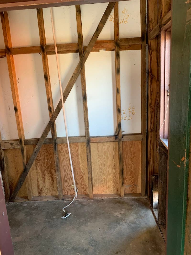 Kingz Plus Asbestos Removal | Asbestos Removal & Testing Services Canberra asbestos removal work in Bruce