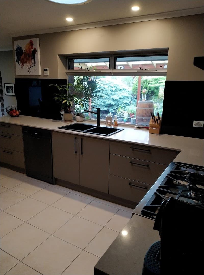 Kitchen Edge kitchen renovation work in Valley View