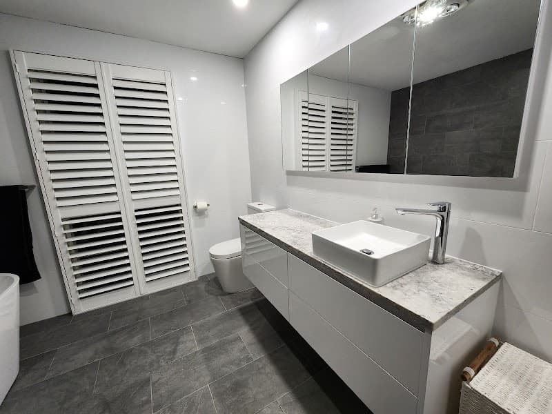Kitchen Edge kitchen renovation work in Valley View
