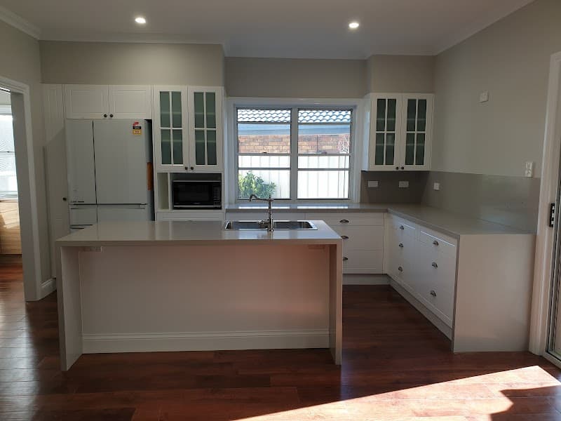 Kitchen Workz QLD P/L kitchen renovation work in Clontarf
