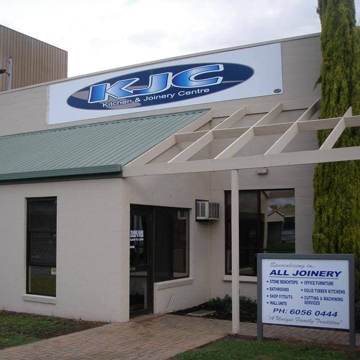 KJC Kitchen & Joinery Centre kitchen renovation work in Wodonga