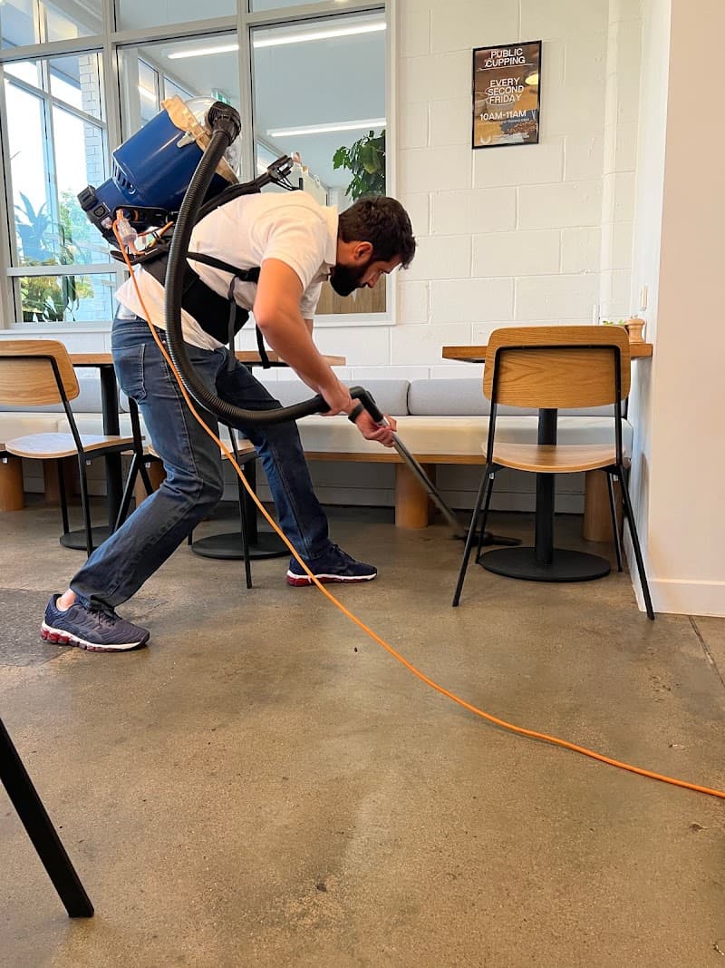 KL Cleaning cleaning work in East Brisbane