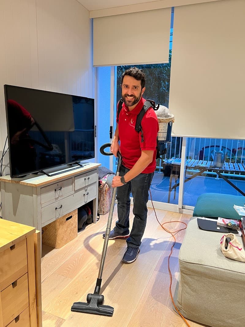 KL Cleaning cleaning work in East Brisbane