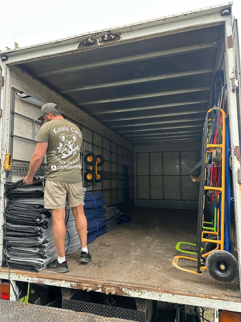 Koala Care Furniture Removalists removalist work in Maryborough