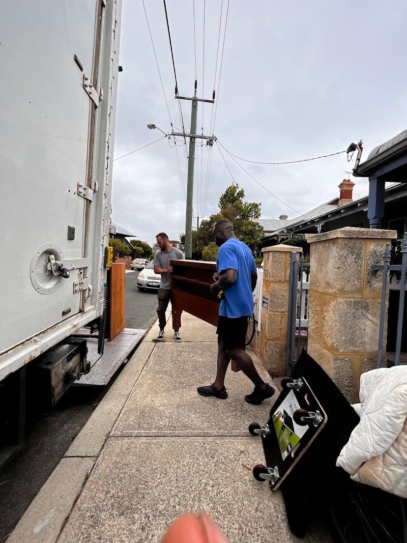 Kroos Logistics Movers removalist work in Success