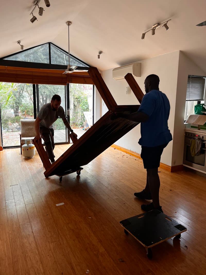 Kroos Logistics Movers removalist work in Success