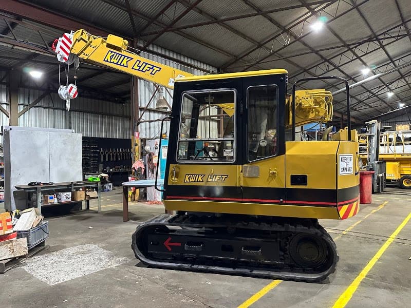 Kwik Lift Pty Ltd asbestos removal work in Bundaberg East