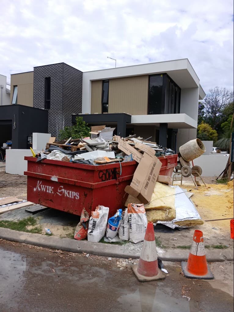 Kwik Skips rubbish removal work in Rockingham