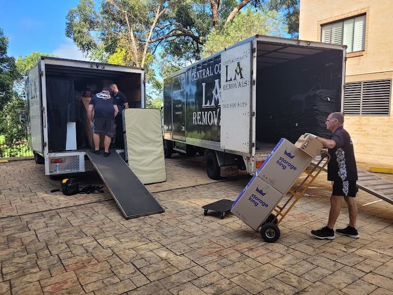 LA Removals removalist work in Woy Woy