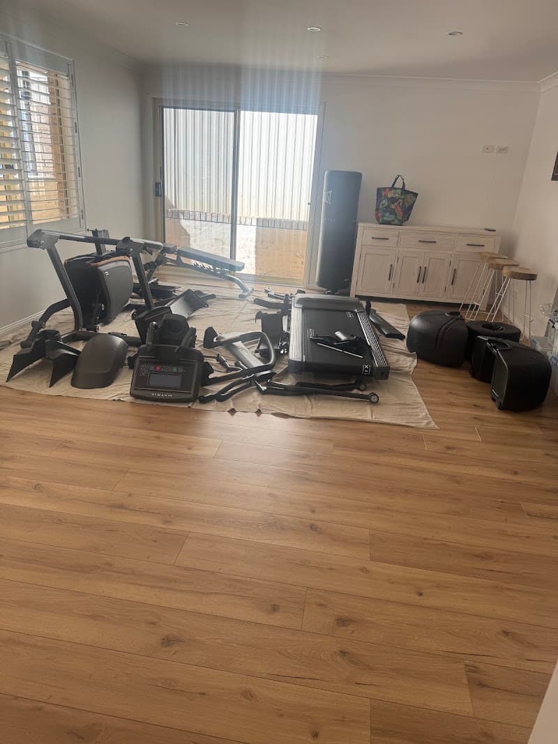 LA Removals removalist work in Woy Woy