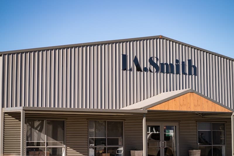 LA Smith Studio kitchen renovation work in Wodonga