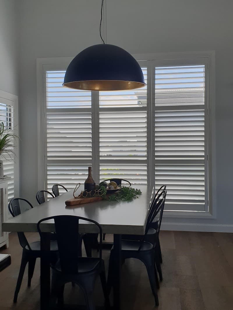 Lake Mac Curtains Blinds & Shutters curtains & blinds work in Caves Beach