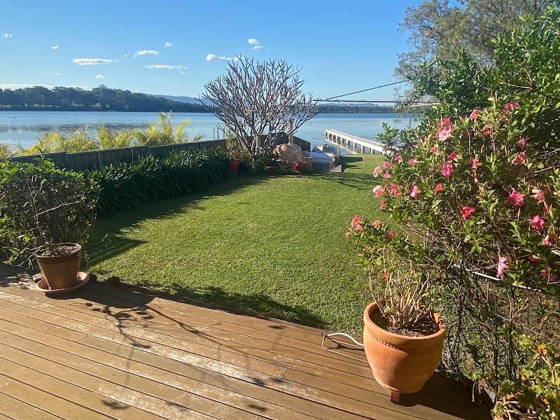 Lake Mac Mow gardening work in Bonnells Bay