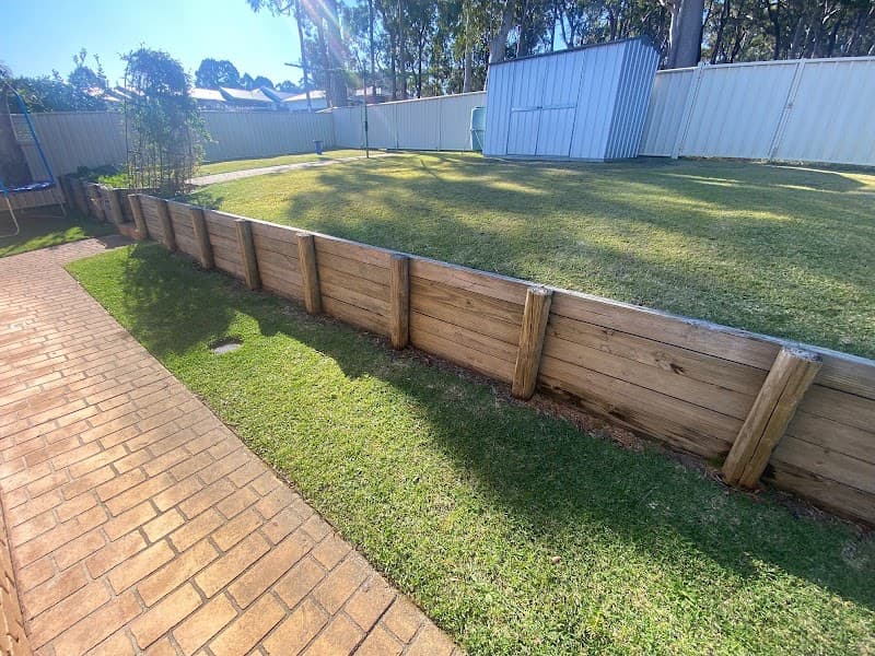 Lake Mac Mow gardening work in Bonnells Bay