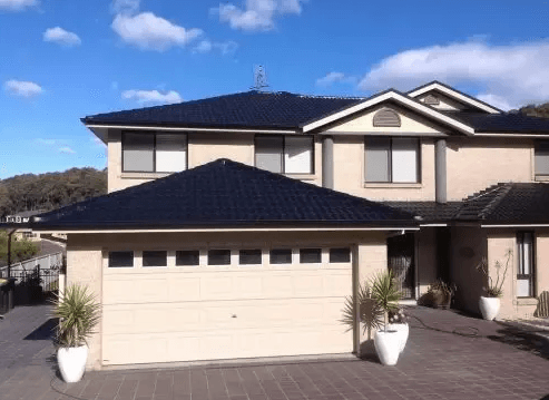 Lake Mac Roof Restoration gutter cleaning work in Swansea